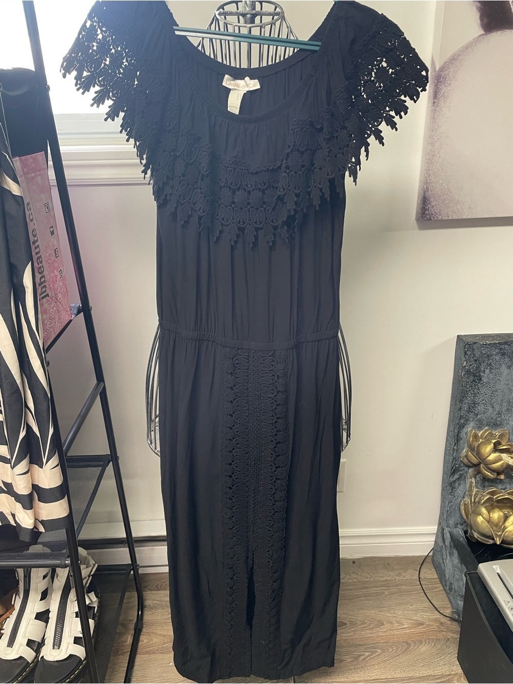 La Blanca Black One-Shoulder Crochet-Trim Maxi Dress